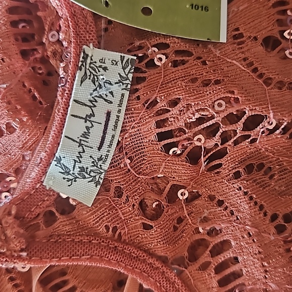 Free People Intimately Women Sequin Flowy Lace Crop Top/Tank Top Size XS/TP - Picture 9 of 11